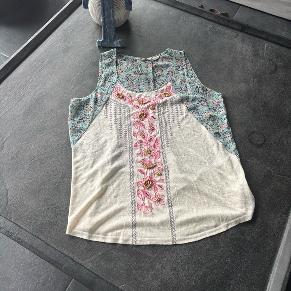Miss Me Embroidered Floral Tank Top – Size Large - Picture 1 of 4